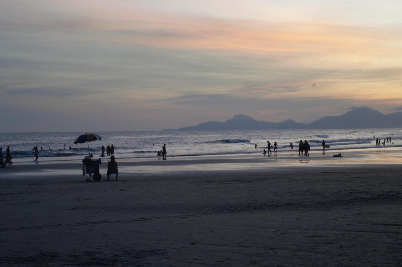 Hostel Ohanalu Surf House Itanhaem Bagian luar foto